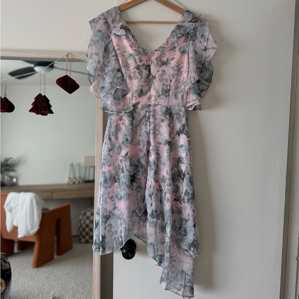 SOLD NWT KEEPSAKE THE LABEL Floral Asymmetrical Dress - Picture 3 of 4